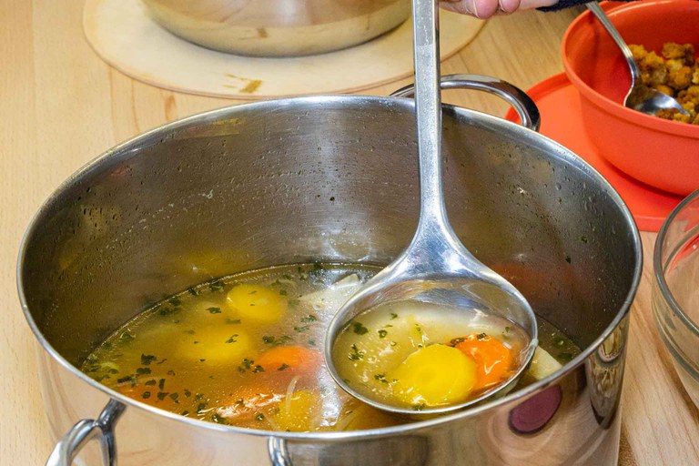 Fotos von der Aktion Fastensuppe