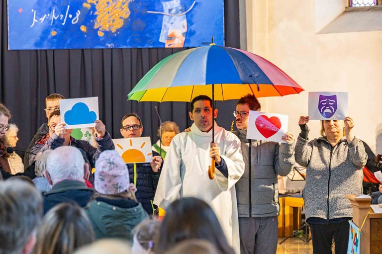 Fotos von der Segensfeier zum Welt-Down-Syndrom-Tag